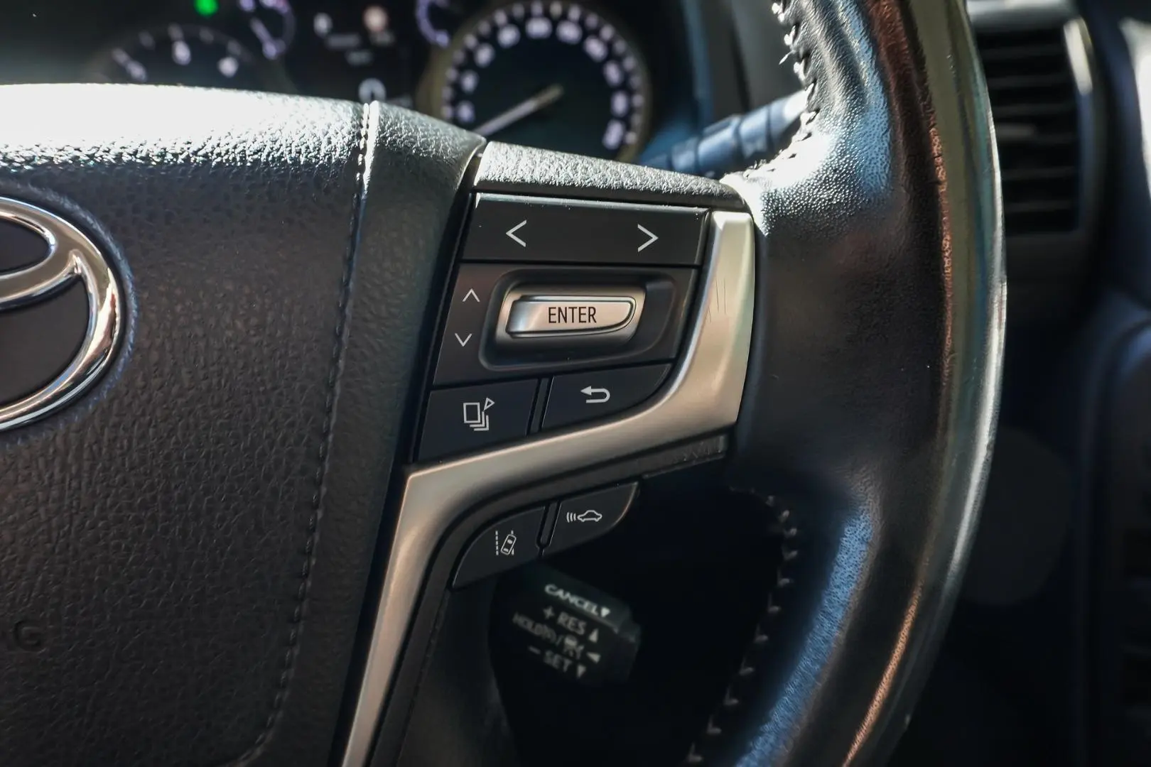 2021 Toyota Landcruiser Prado Gallery Image 20