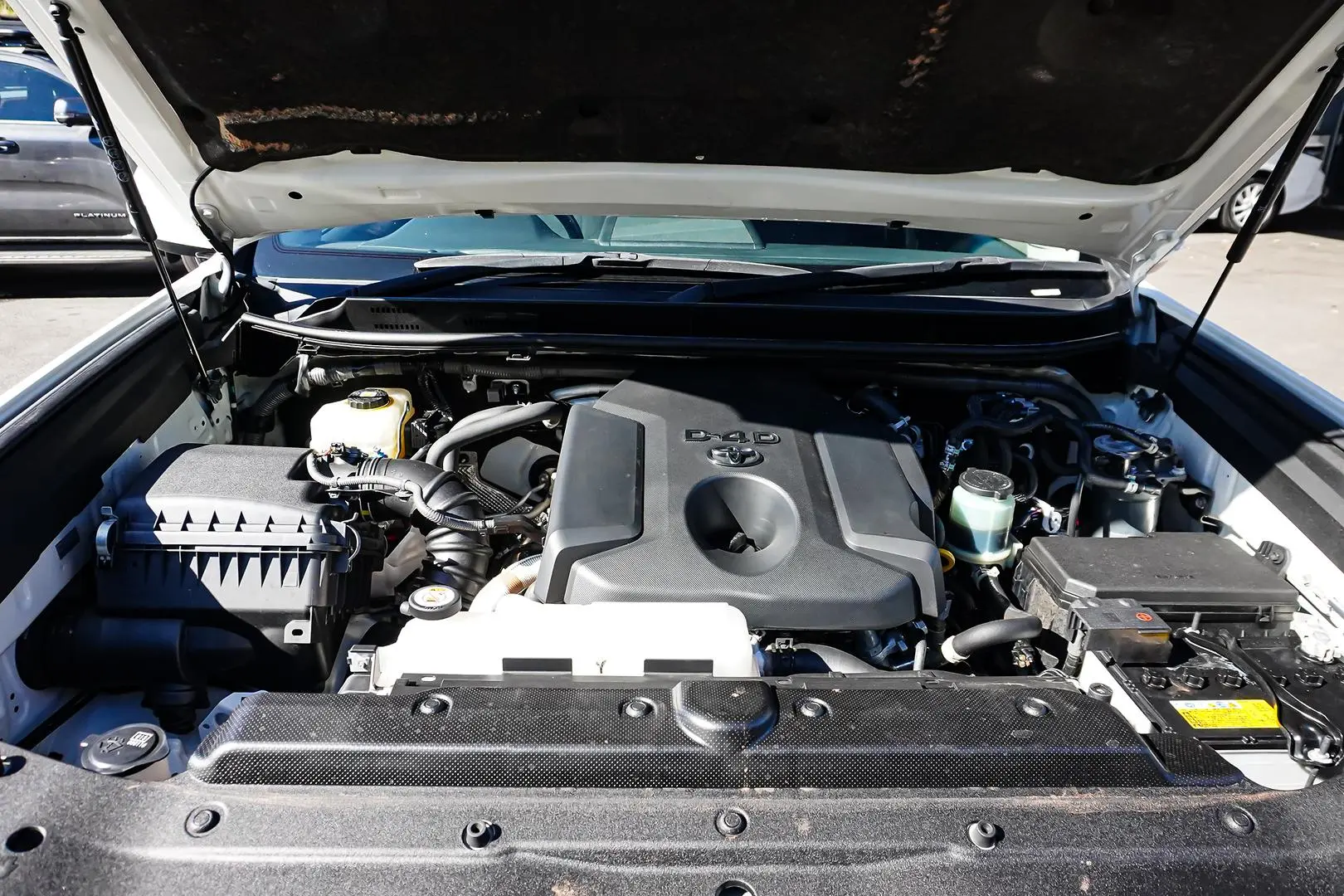 2021 Toyota Landcruiser Prado Gallery Image 23