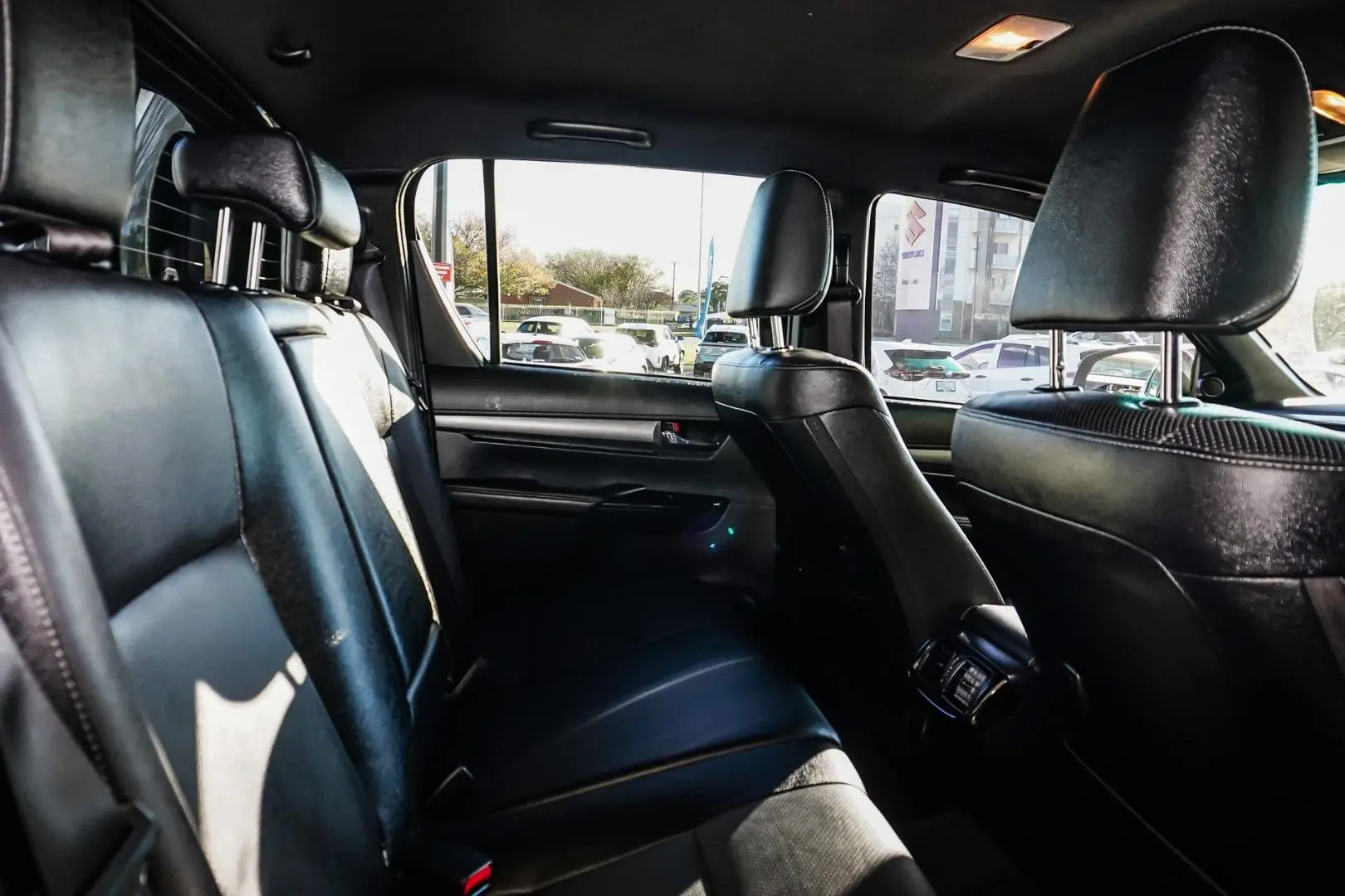 2022 Toyota Hilux Gallery Image 7