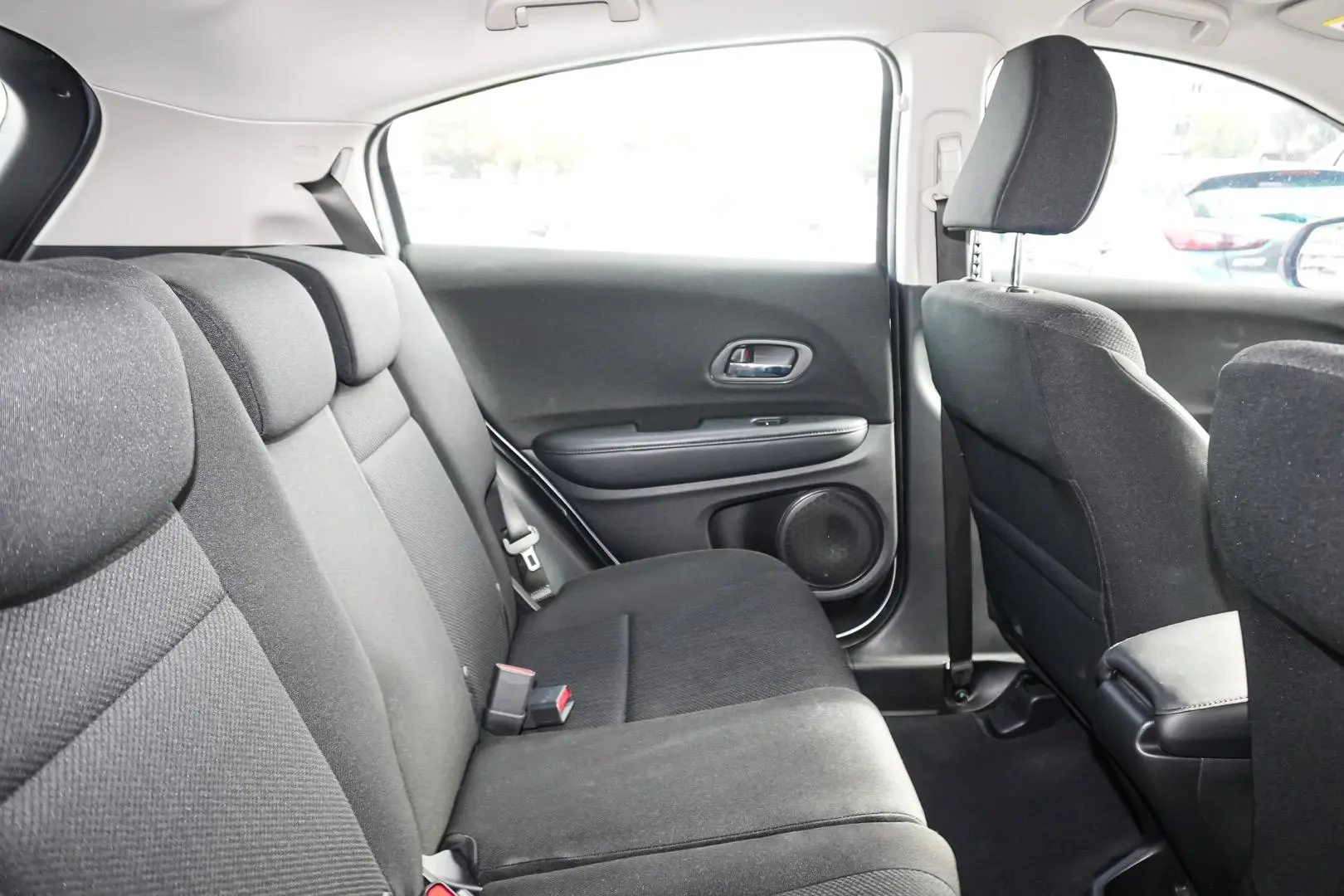 2017 Honda HR-V Gallery Image 9