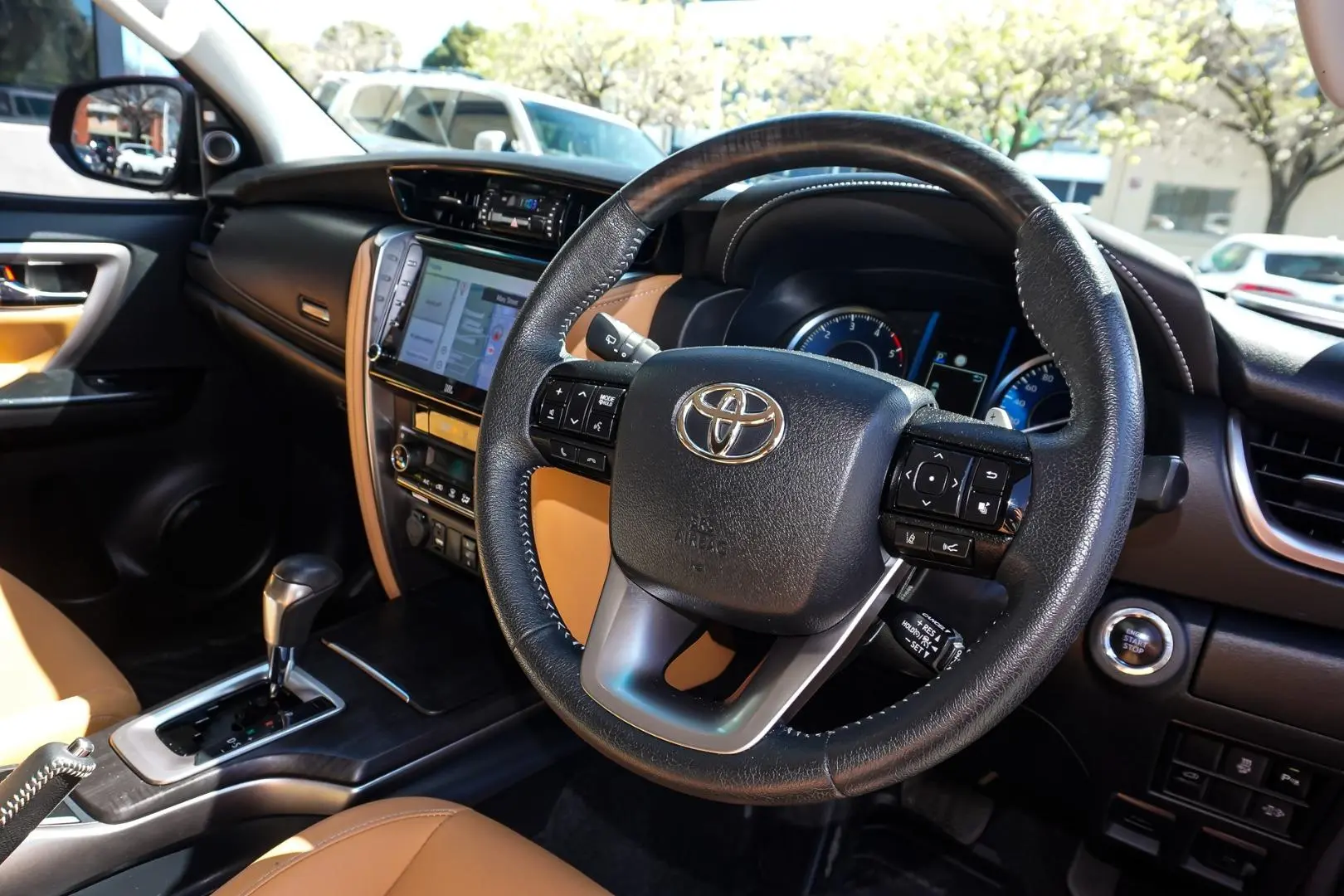 2021 Toyota Fortuner Gallery Image 7