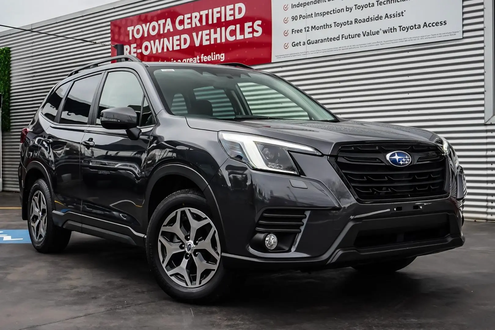 2023 Subaru Forester Gallery Image 2
