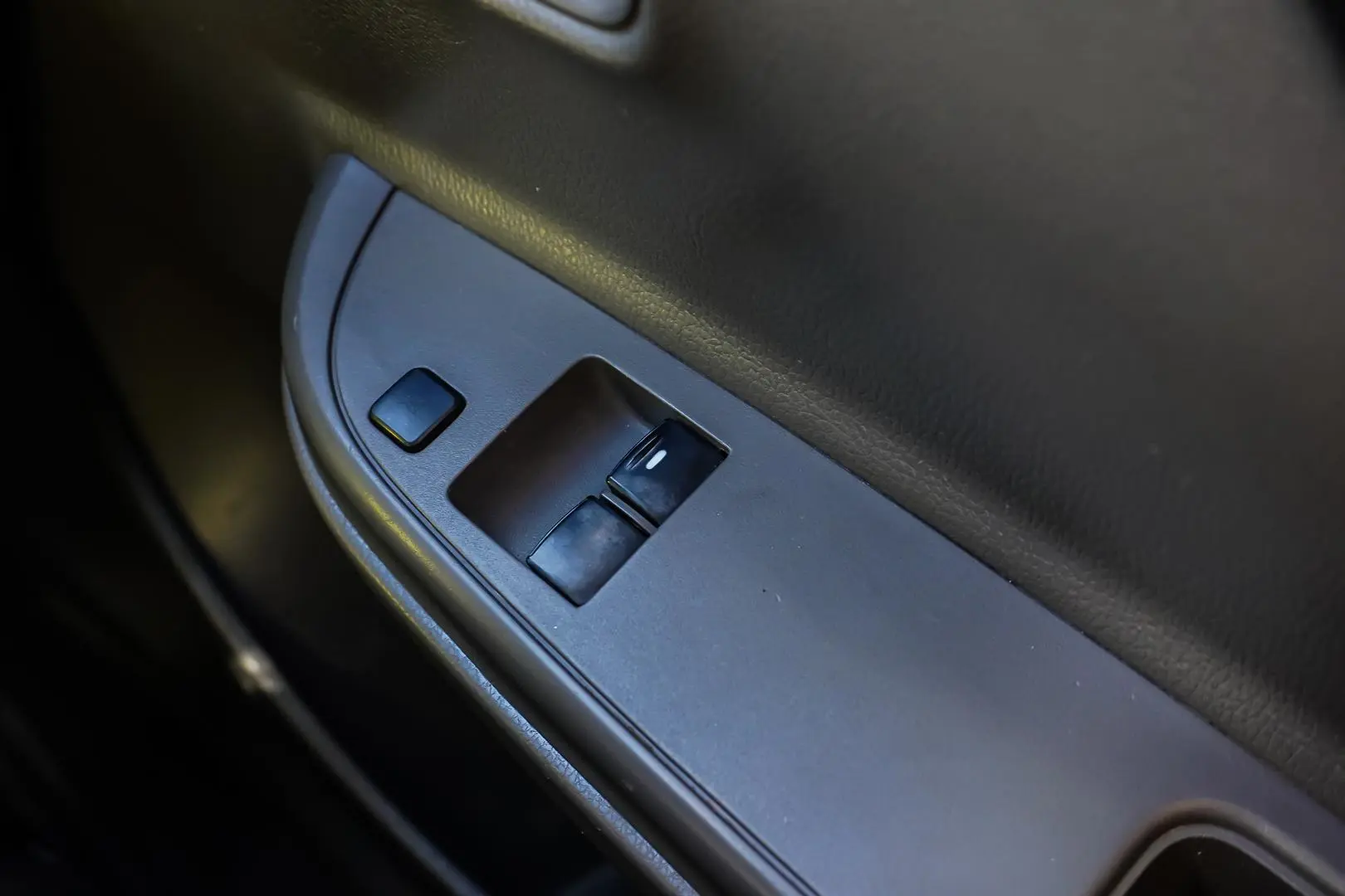 2017 Mitsubishi Triton Gallery Image 18