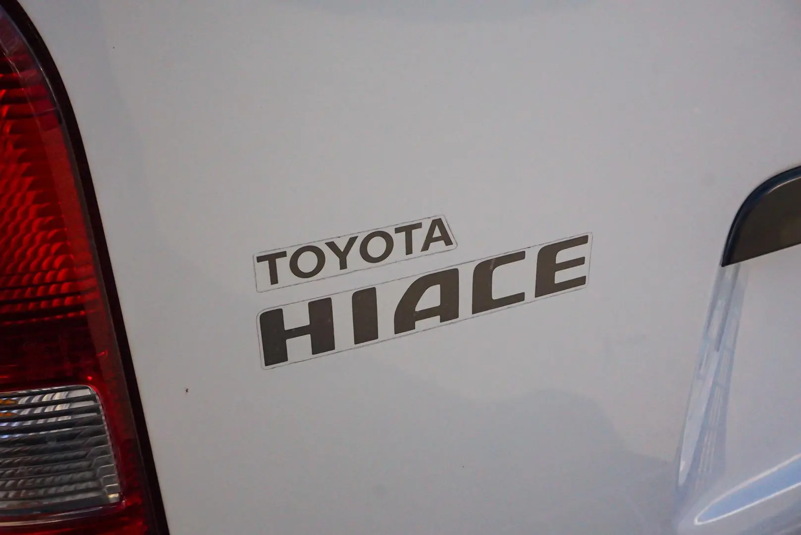 2018 Toyota Hiace Gallery Image 14