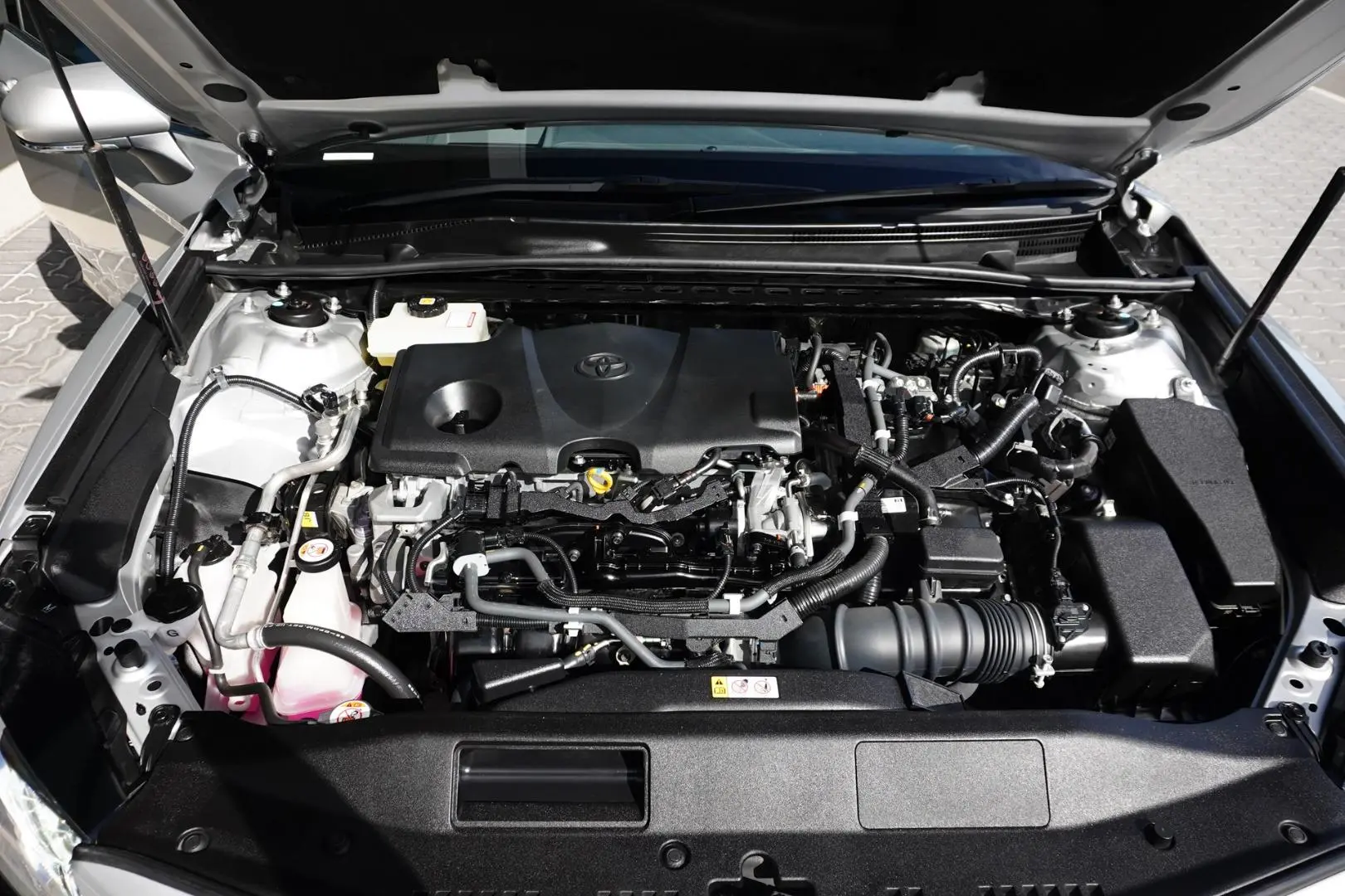 2019 Toyota Camry Gallery Image 28