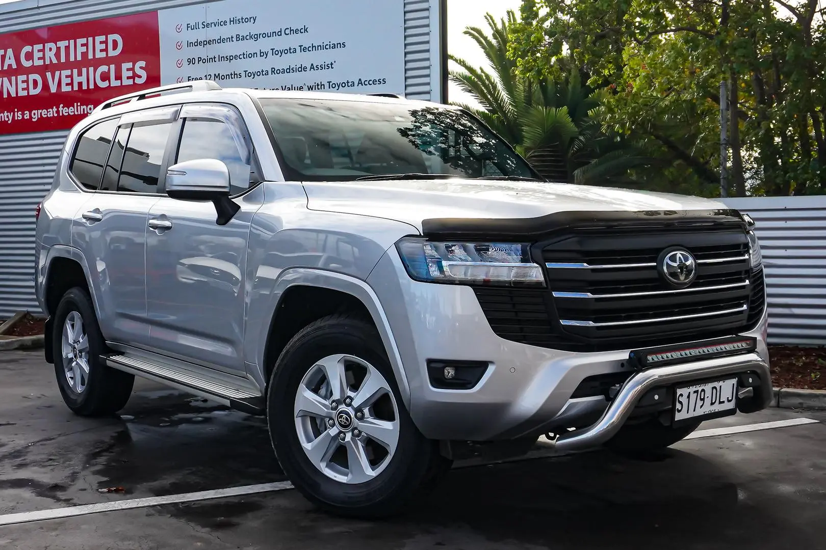 2023 Toyota Landcruiser Gallery Image 2