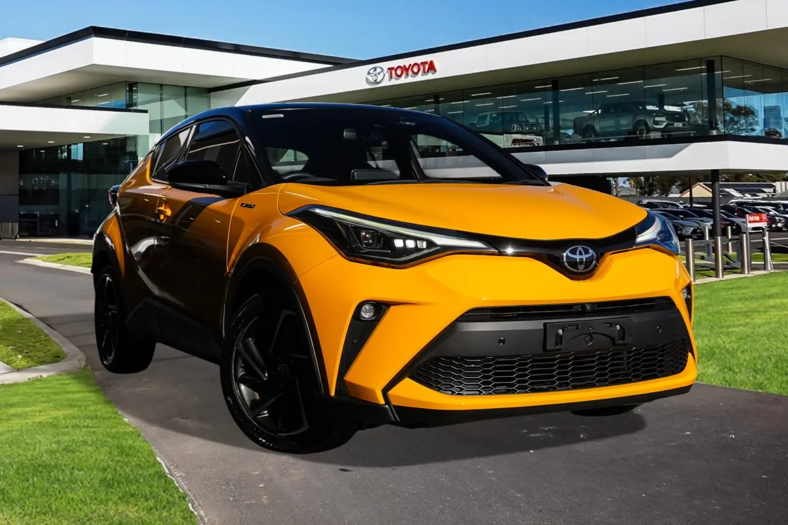 2021 Toyota C-HR Gallery Image 1
