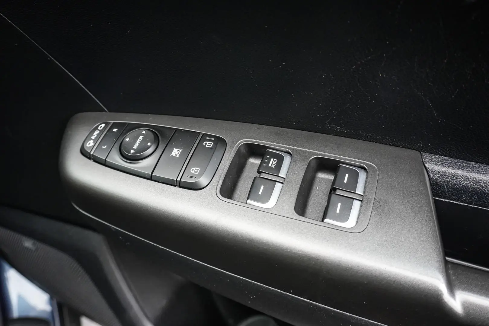 2020 Kia Sportage Gallery Image 16