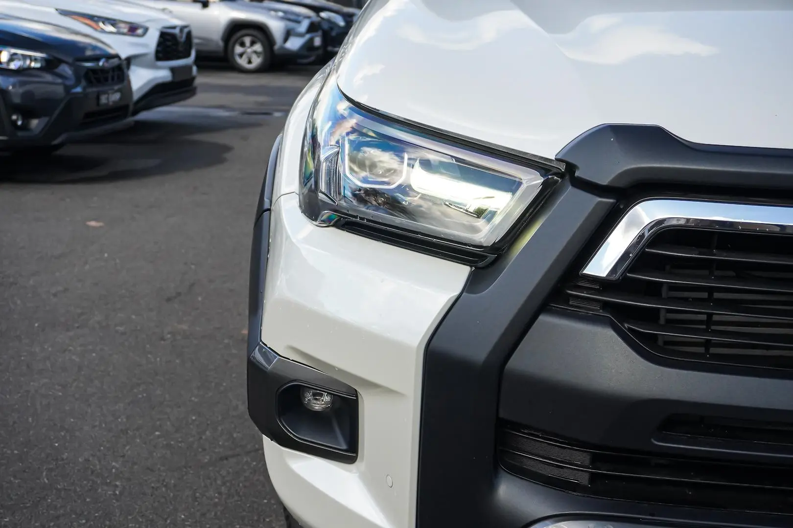 2022 Toyota Hilux Gallery Image 12