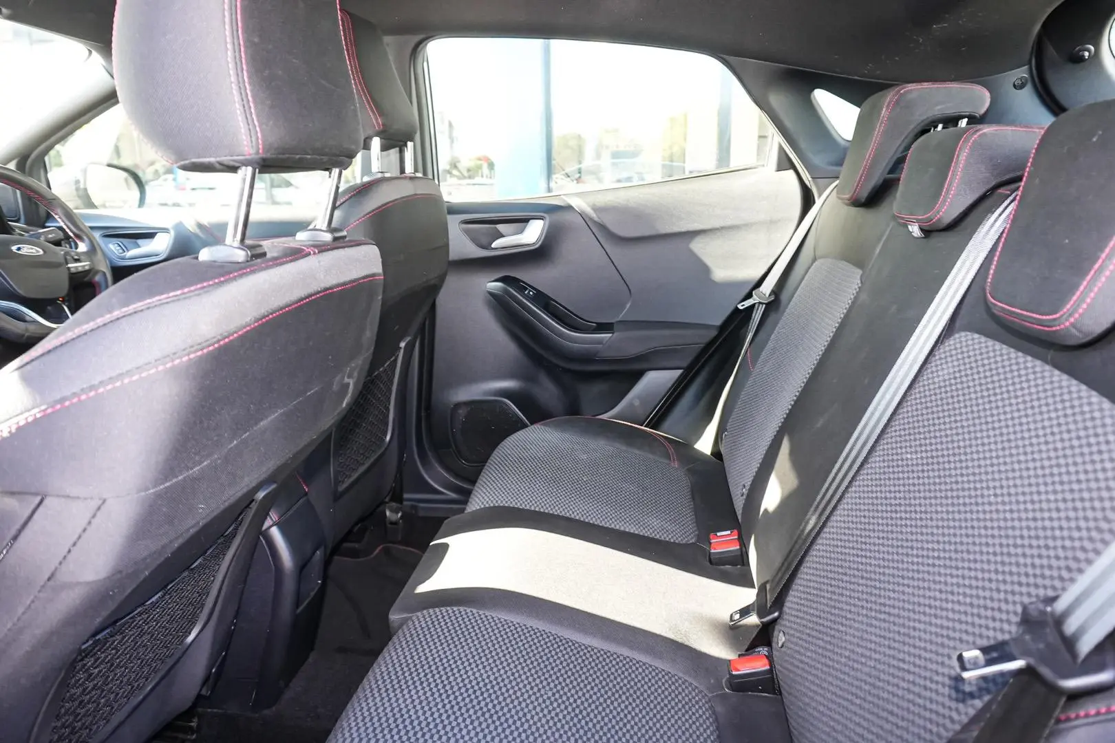 2020 Ford Puma Gallery Image 12