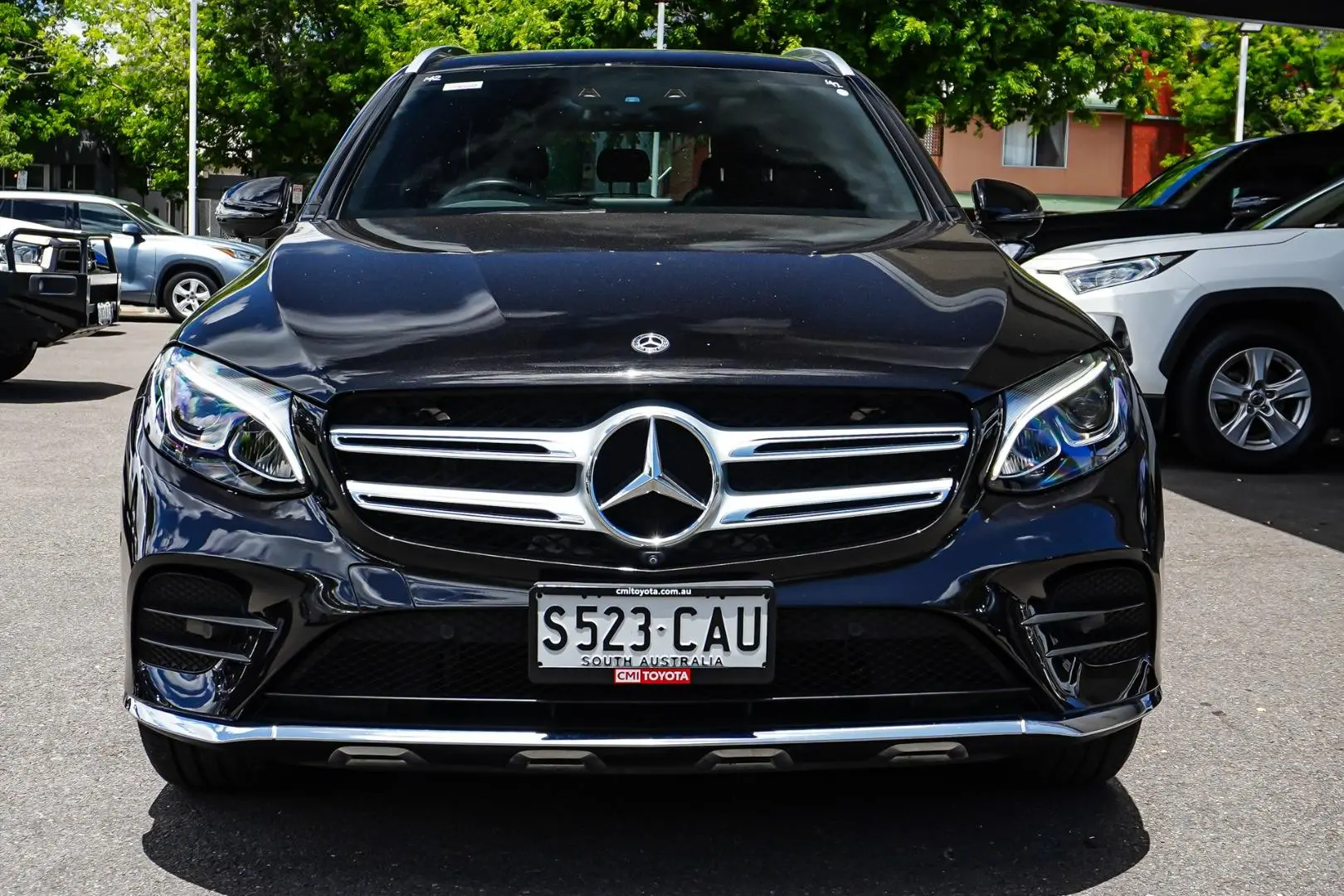 2019 Mercedes-Benz GLC-Class Gallery Image 4