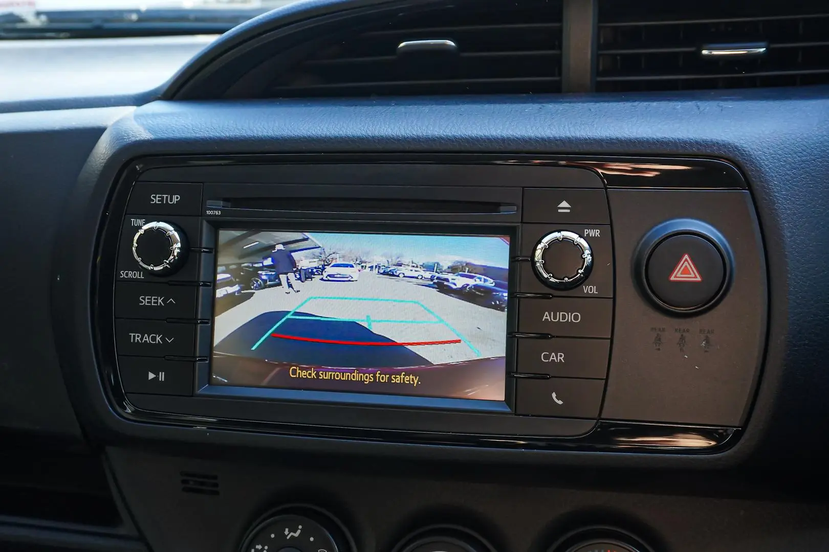 2018 Toyota Yaris Gallery Image 22
