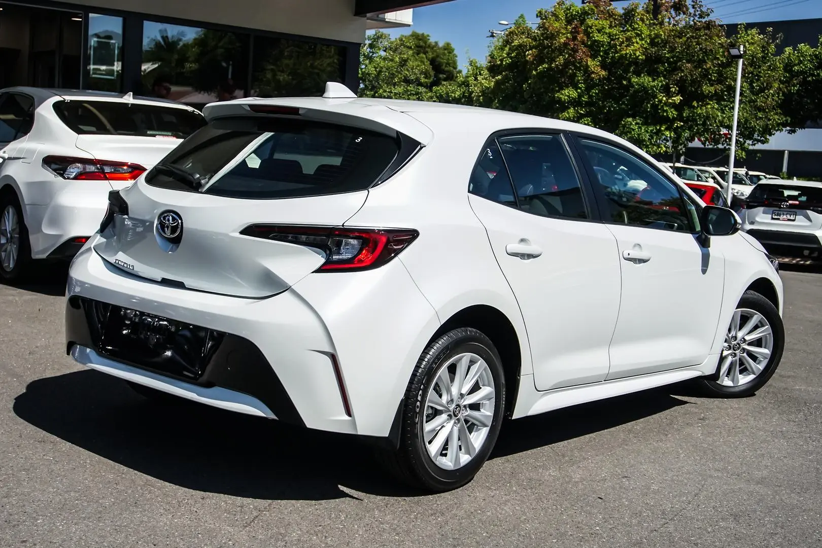 2023 Toyota Corolla Gallery Image 2