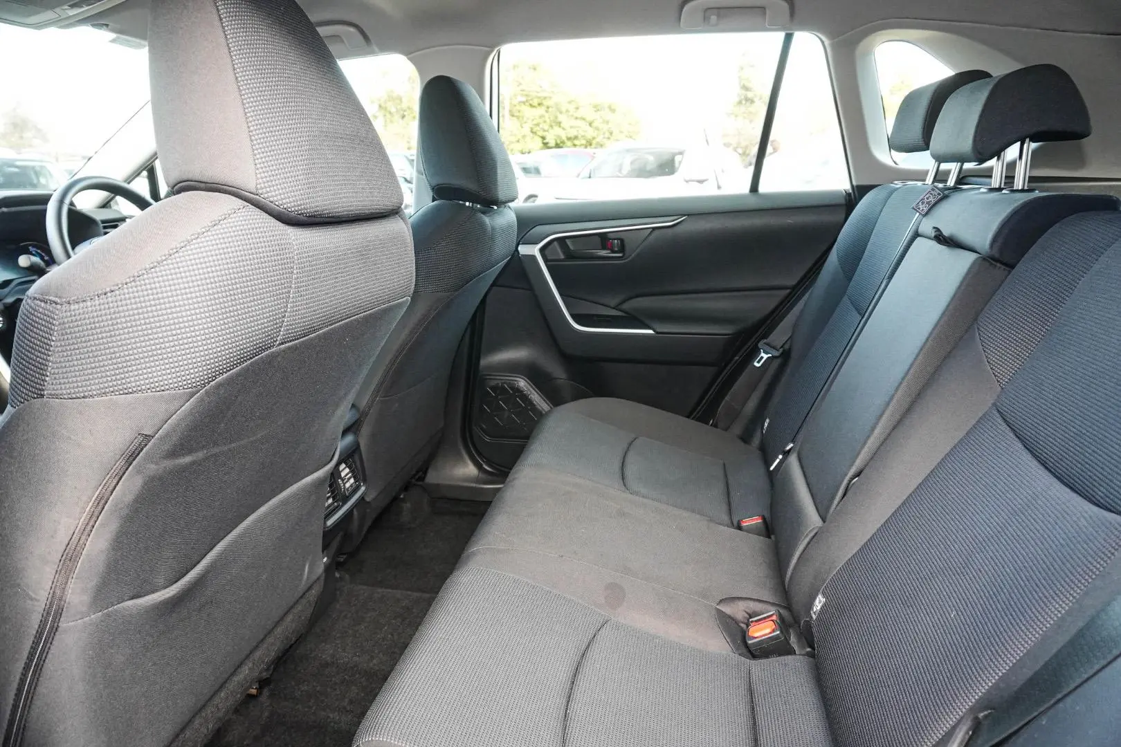 2024 Toyota RAV4 Gallery Image 8