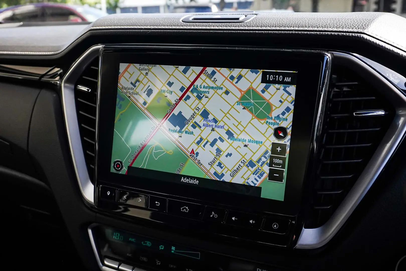 2021 Isuzu D-MAX Gallery Image 24