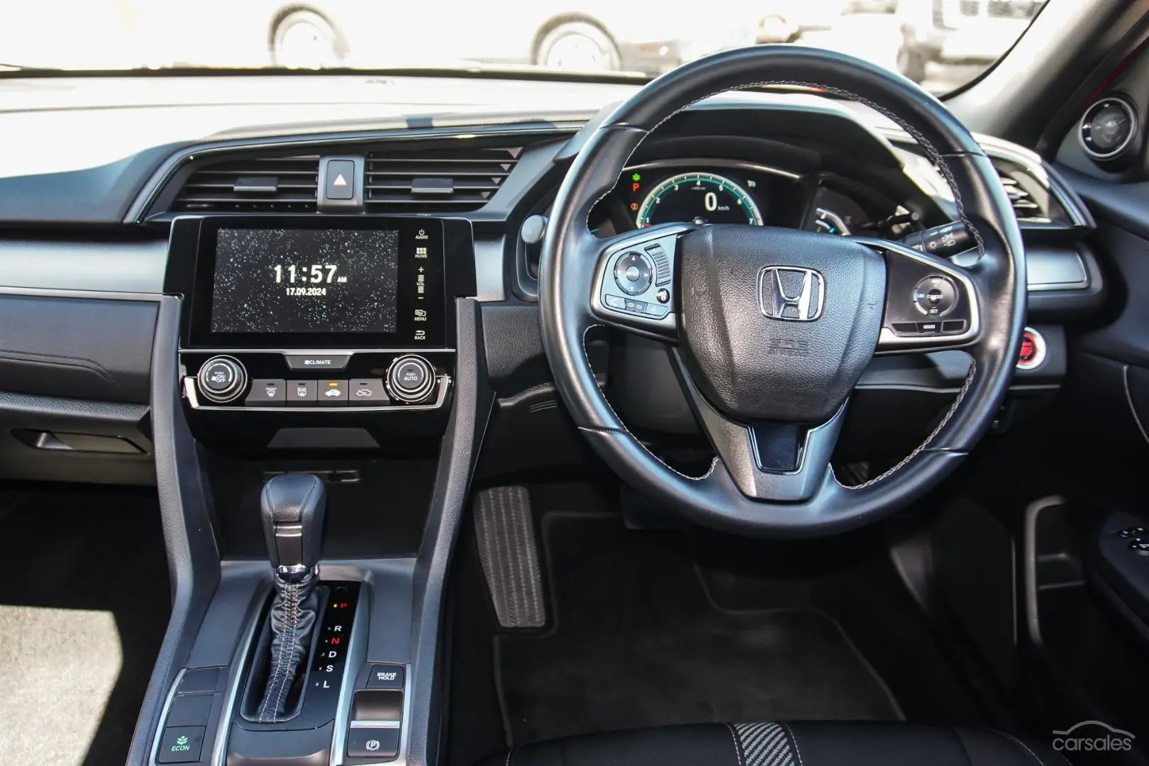 2017 Honda Civic Image 8