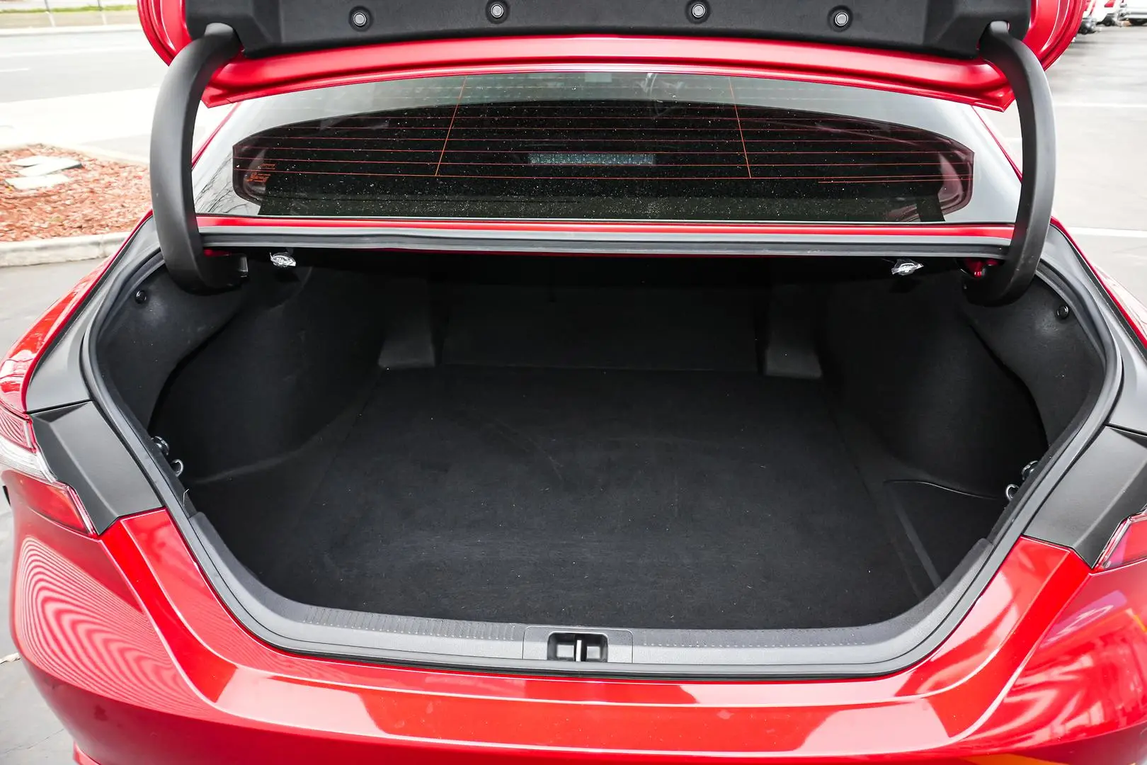 2022 Toyota Camry Gallery Image 11