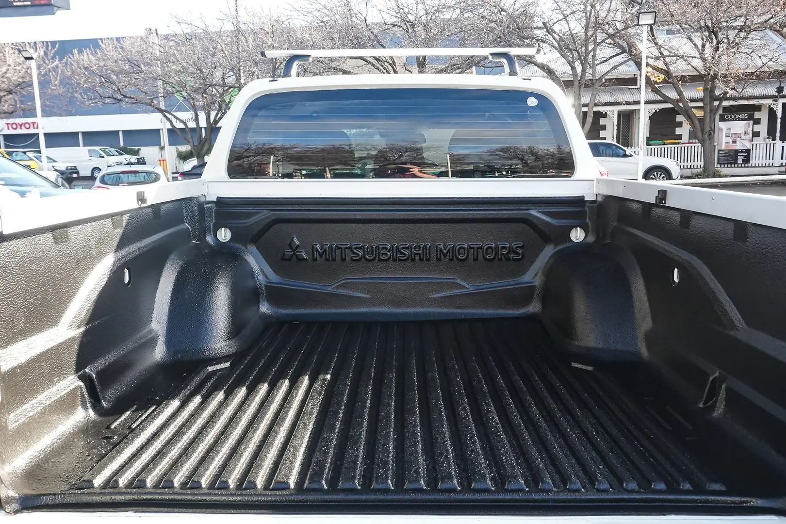 2019 Mitsubishi Triton Gallery Image 11