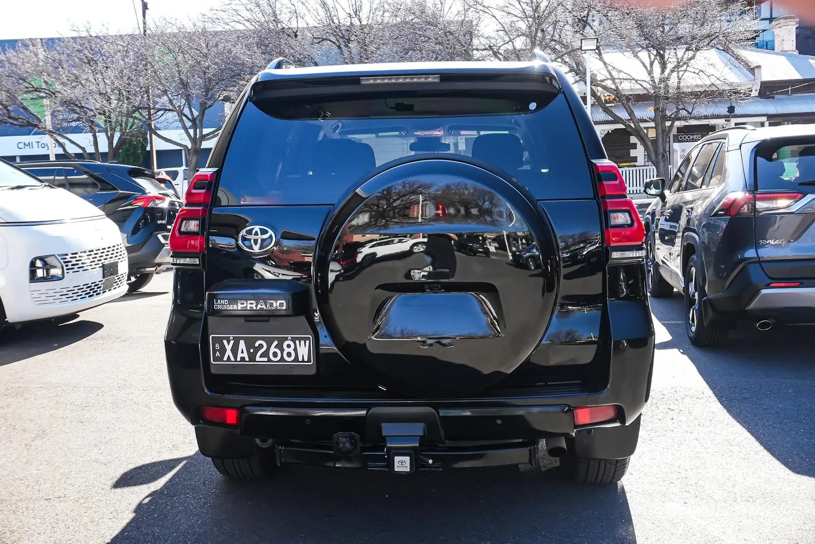 2020 Toyota Landcruiser Prado Gallery Image 5