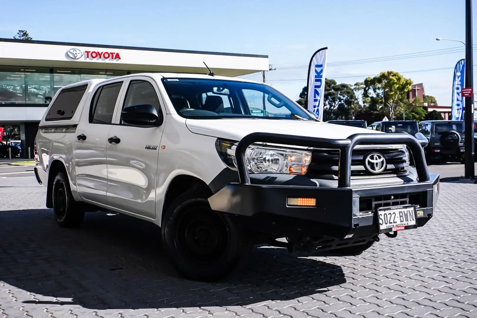 2018 Toyota Hilux Gallery Image 2