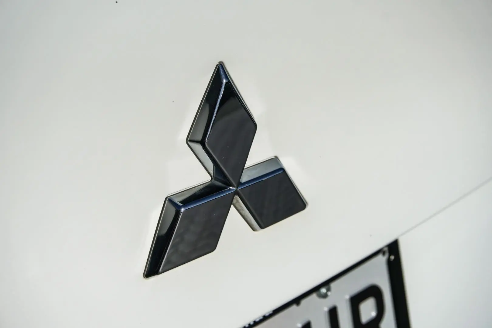 2023 Mitsubishi Outlander Gallery Image 14