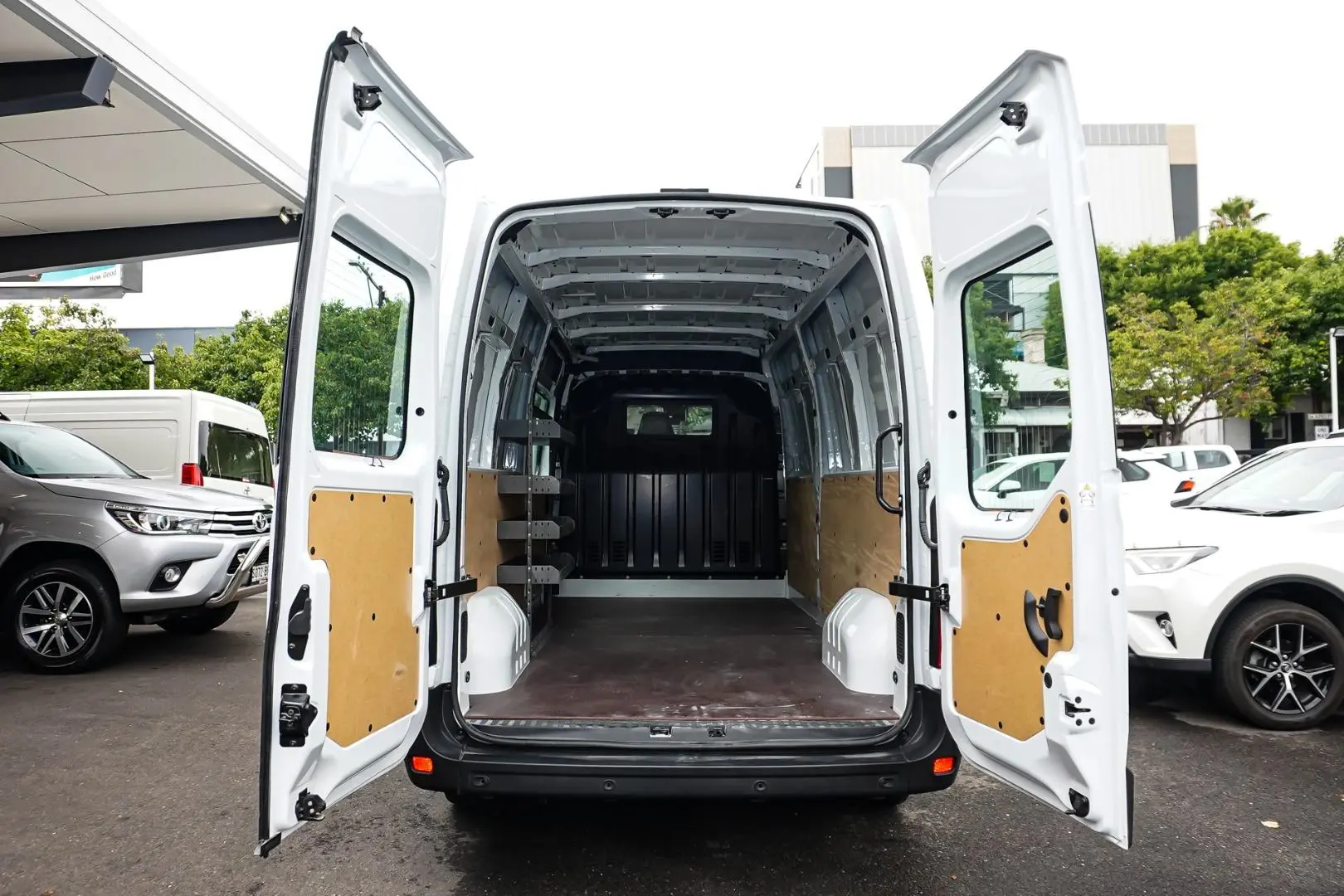 2023 Renault Master Gallery Image 7
