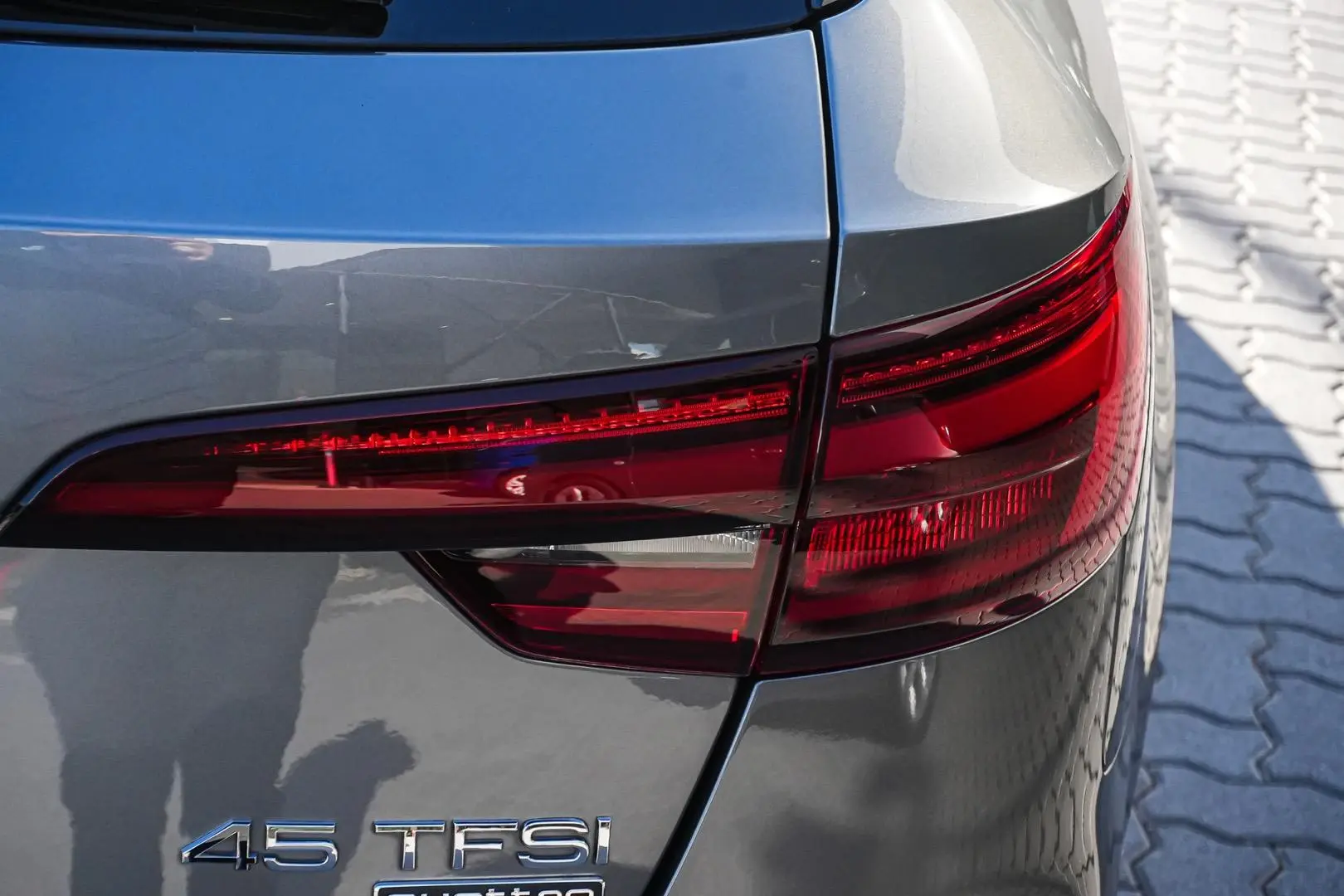 2019 Audi A4 Gallery Image 13