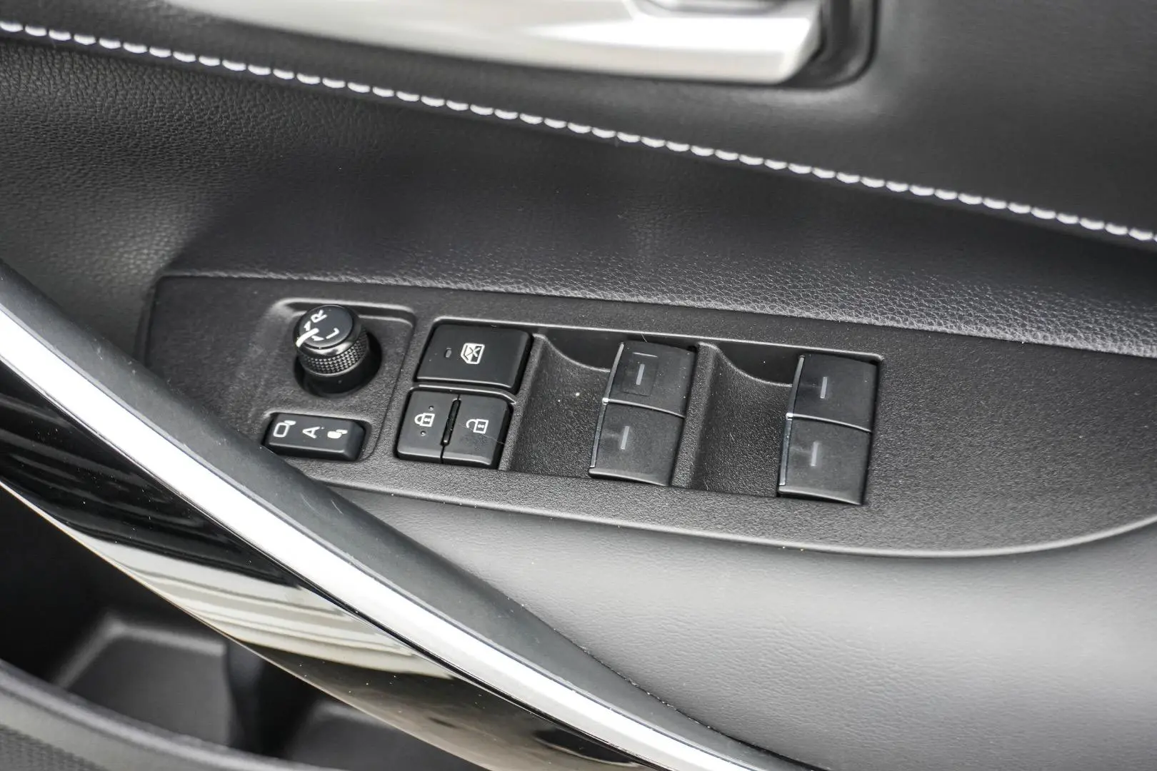 2023 Toyota Corolla Gallery Image 17