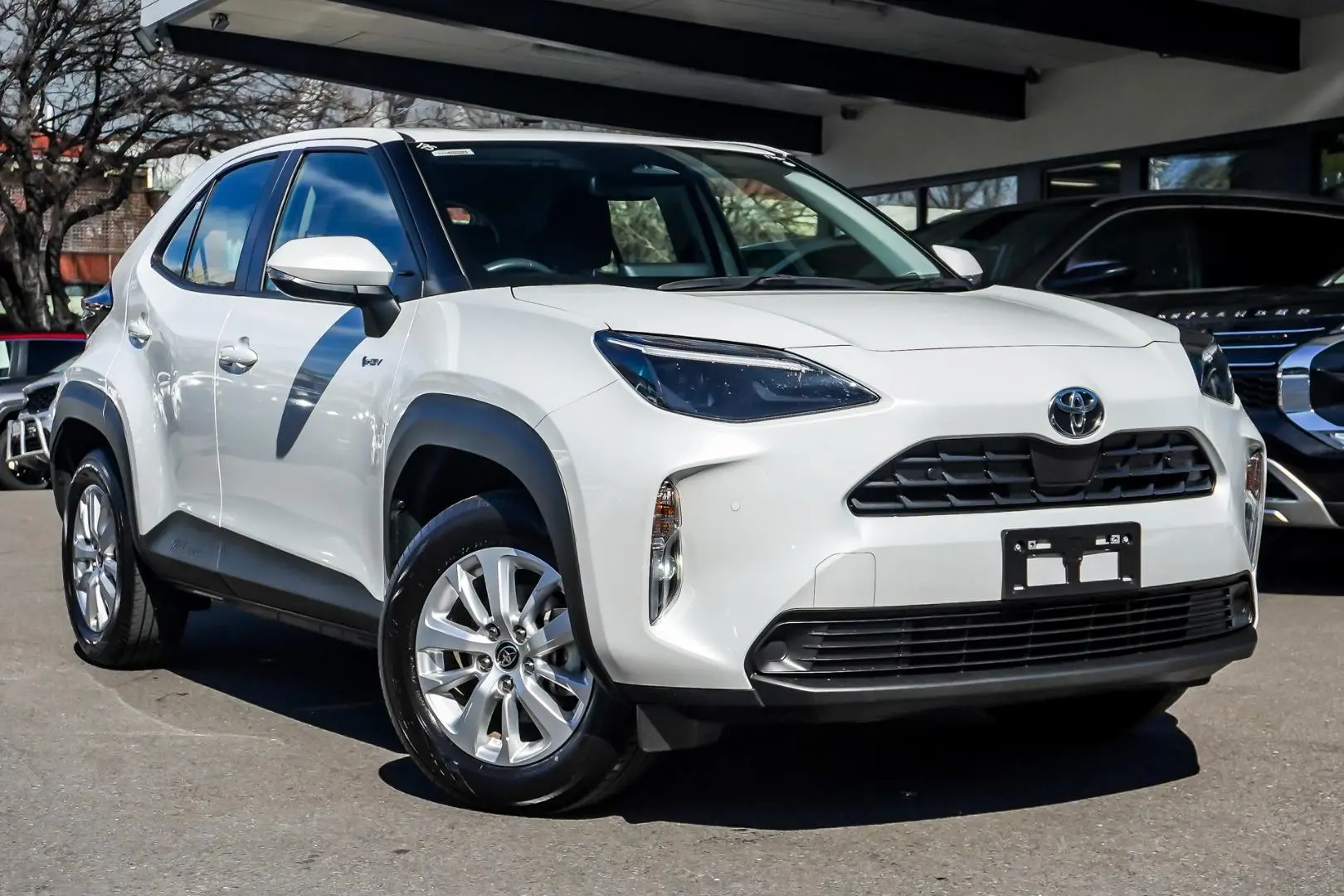 2025 Toyota Yaris Cross Gallery Image 2