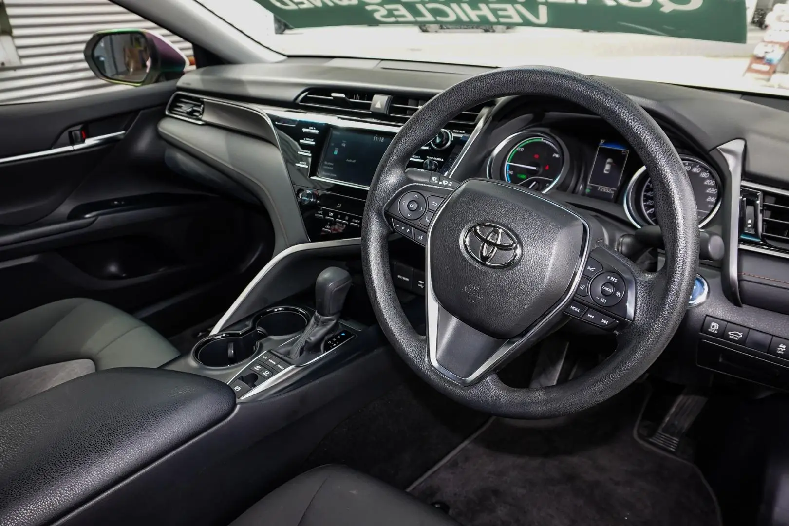 2019 Toyota Camry Gallery Image 7