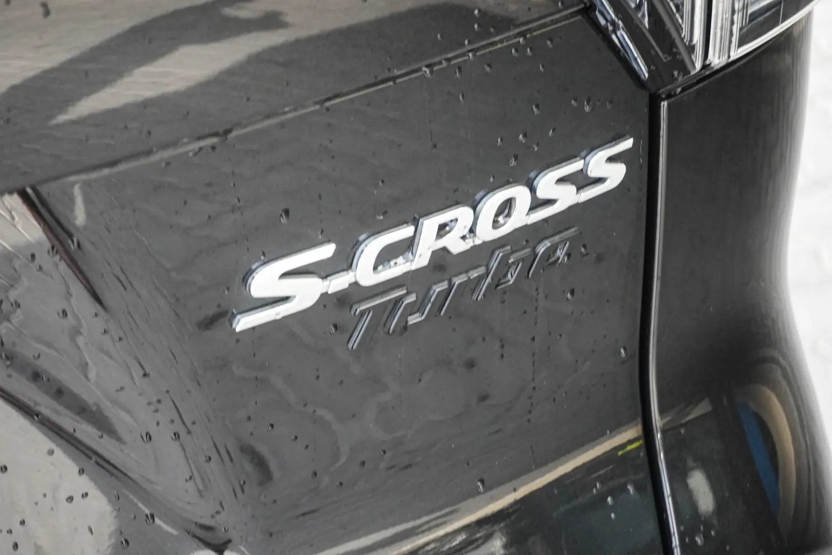 2023 Suzuki S-Cross Gallery Image 15
