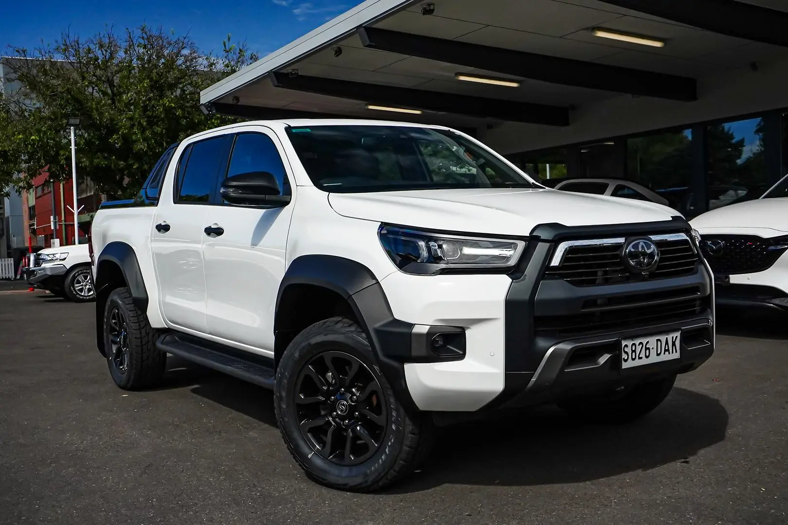 2024 Toyota Hilux Gallery Image 2