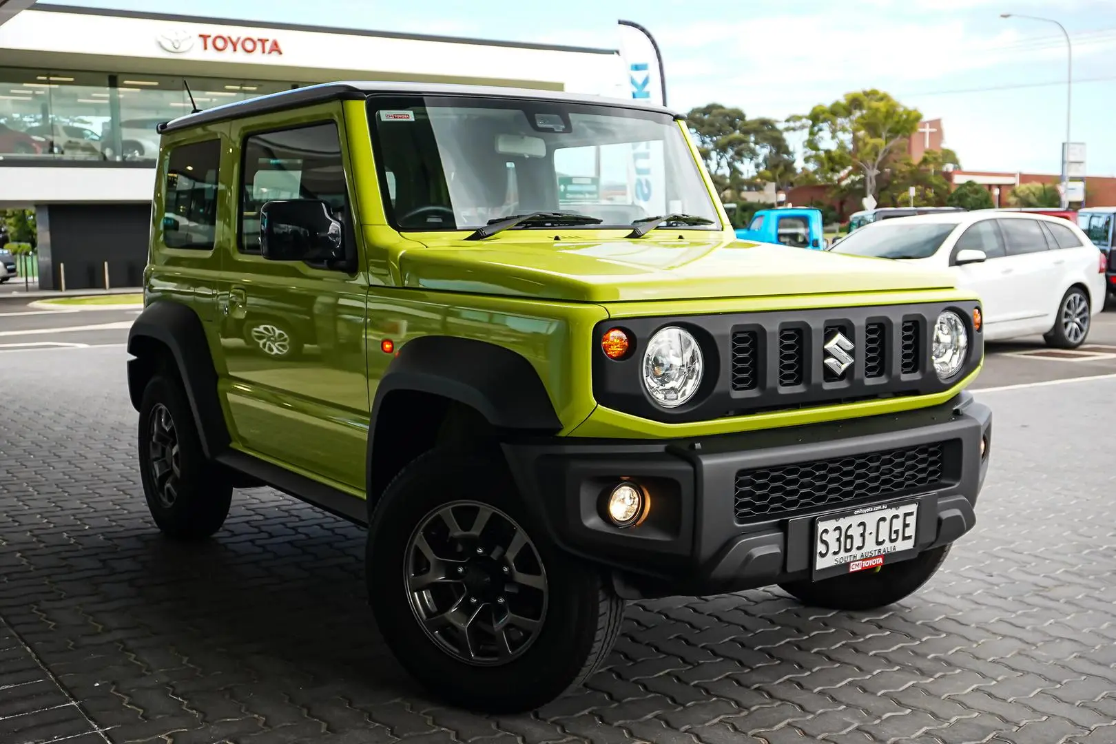 2020 Suzuki Jimny Gallery Image 2