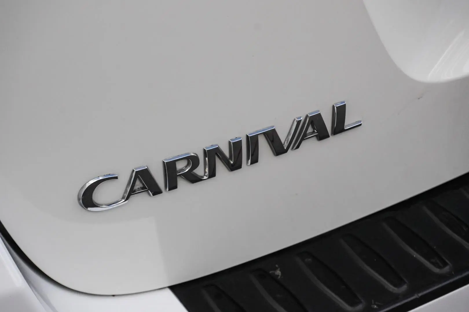 2018 Kia Carnival Gallery Image 9
