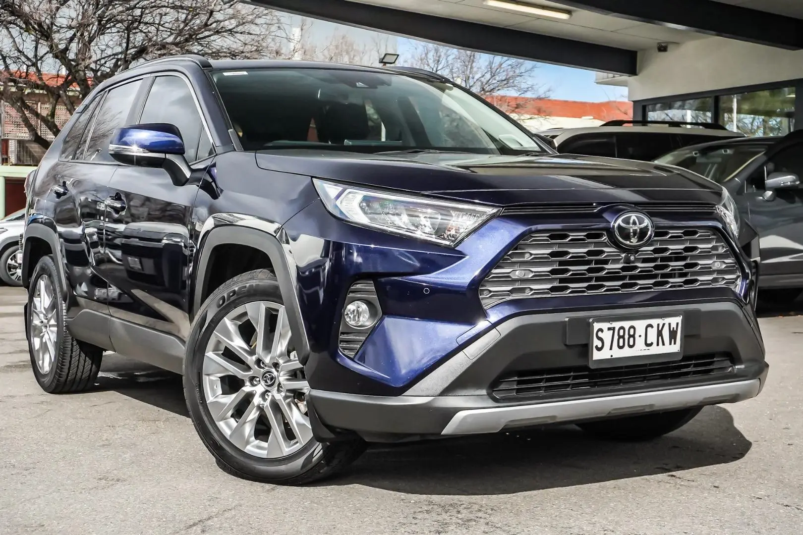 2021 Toyota RAV4 Gallery Image 2