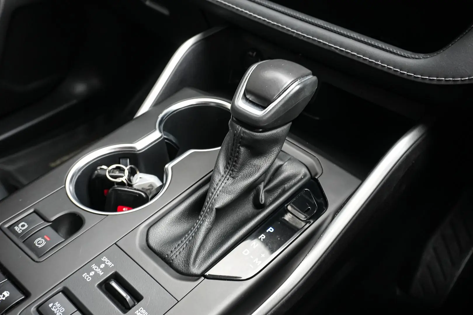 2021 Toyota Kluger Gallery Image 16