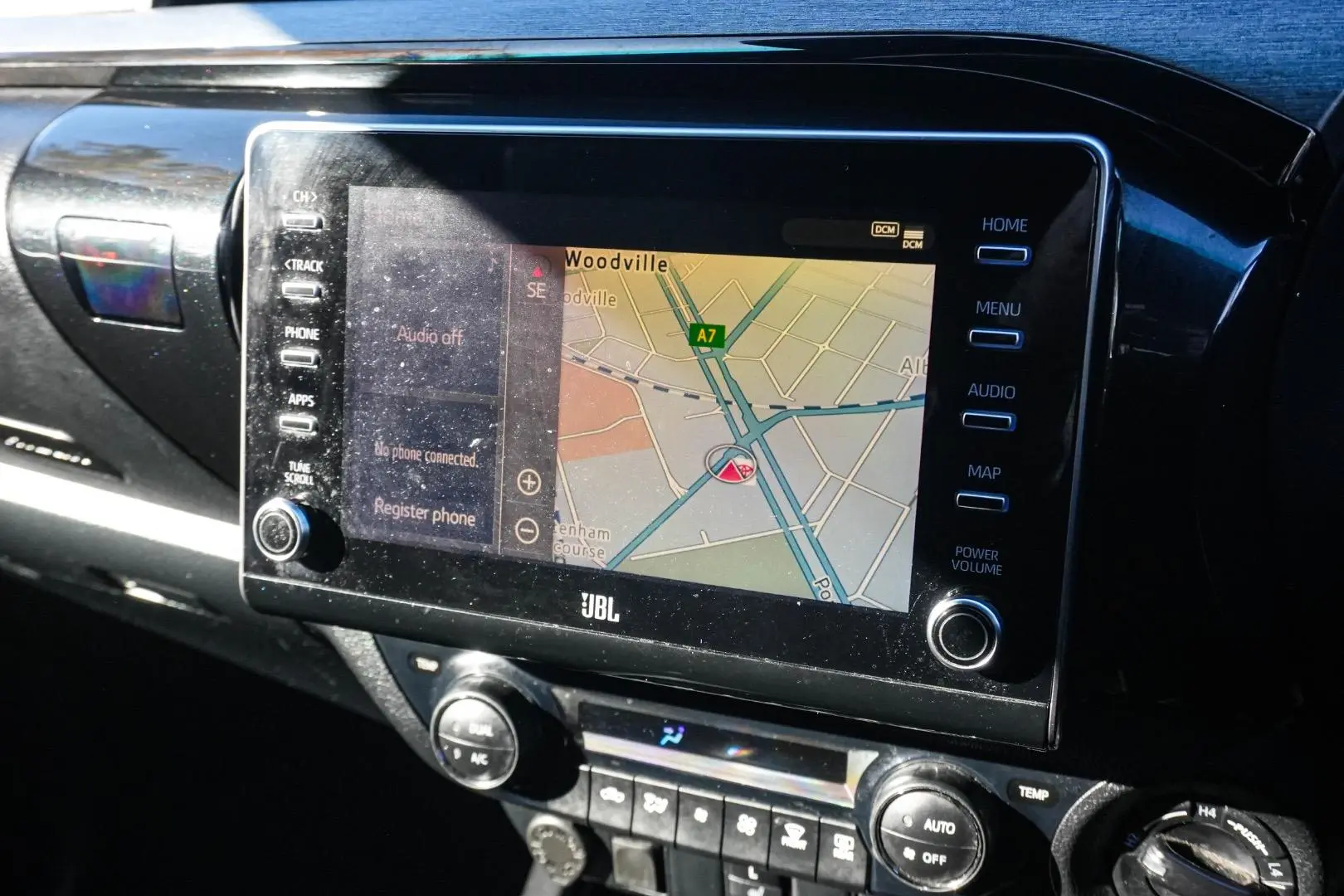 2021 Toyota Hilux Gallery Image 21