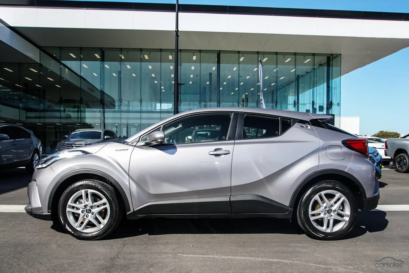 2021 Toyota C-HR Image 3