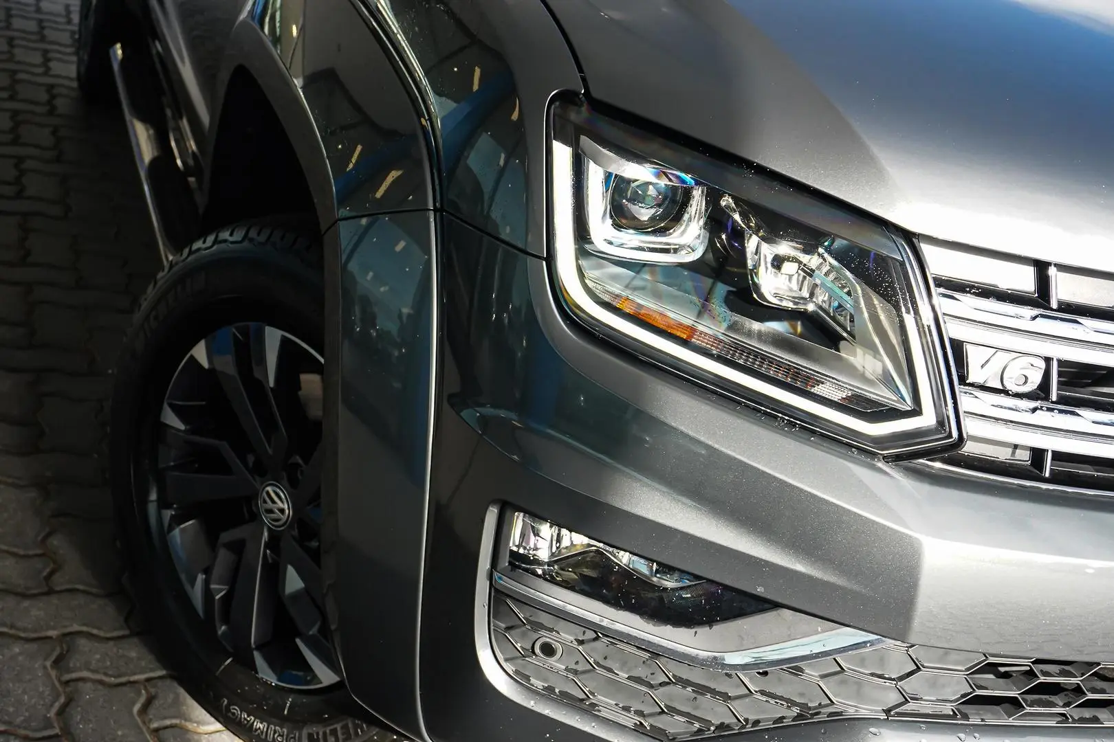 2020 Volkswagen Amarok Gallery Image 12