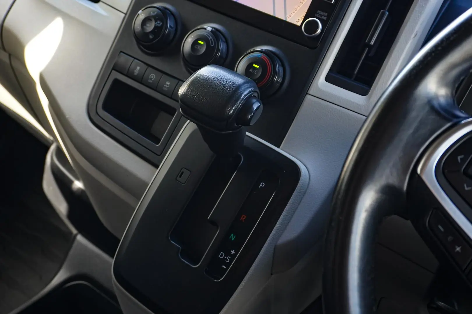 2020 Toyota Hiace Gallery Image 16
