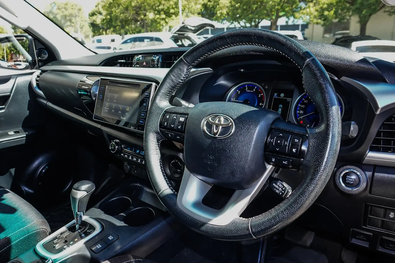 2020 Toyota Hilux Gallery Image 7