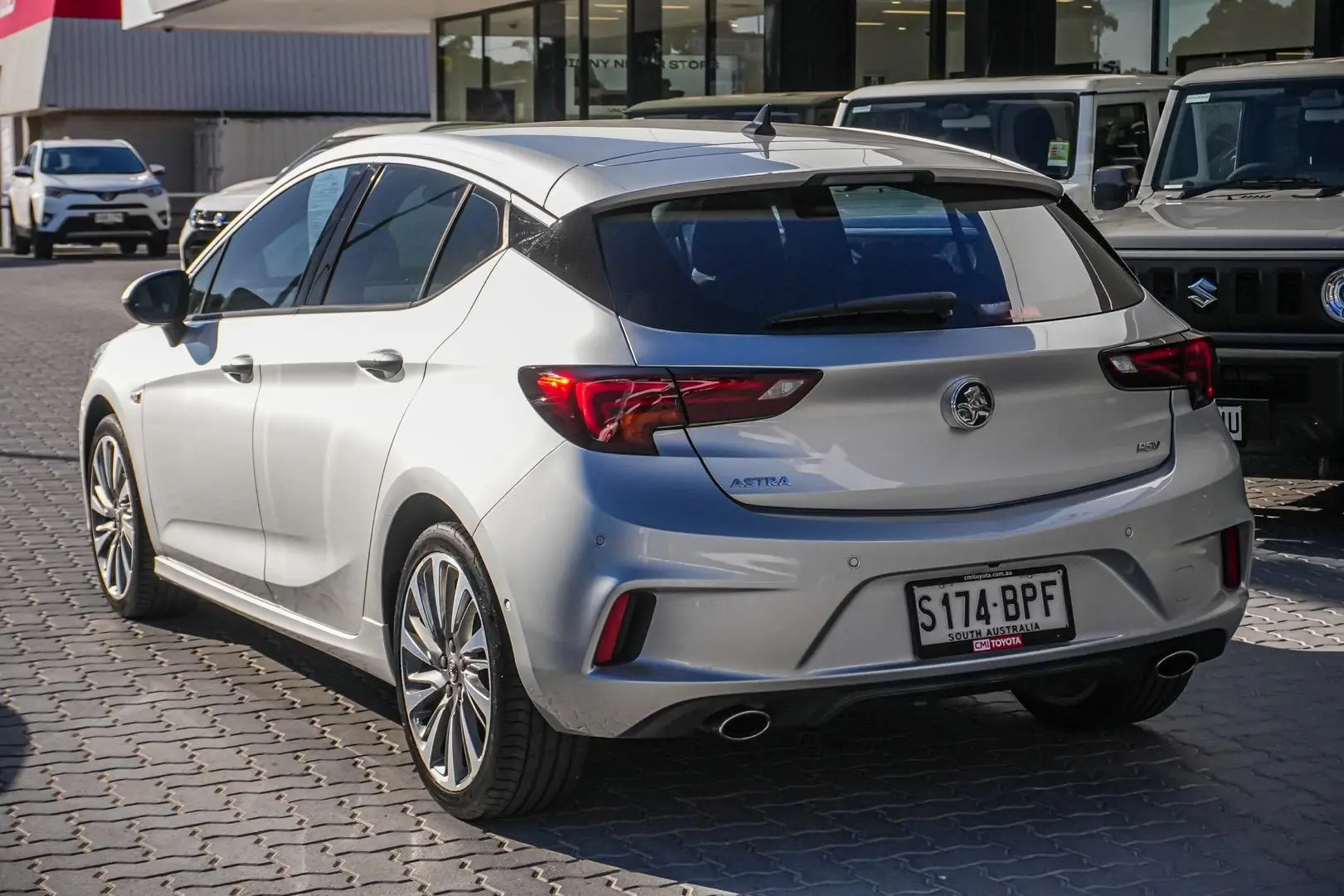 2017 Holden Astra Gallery Image 4