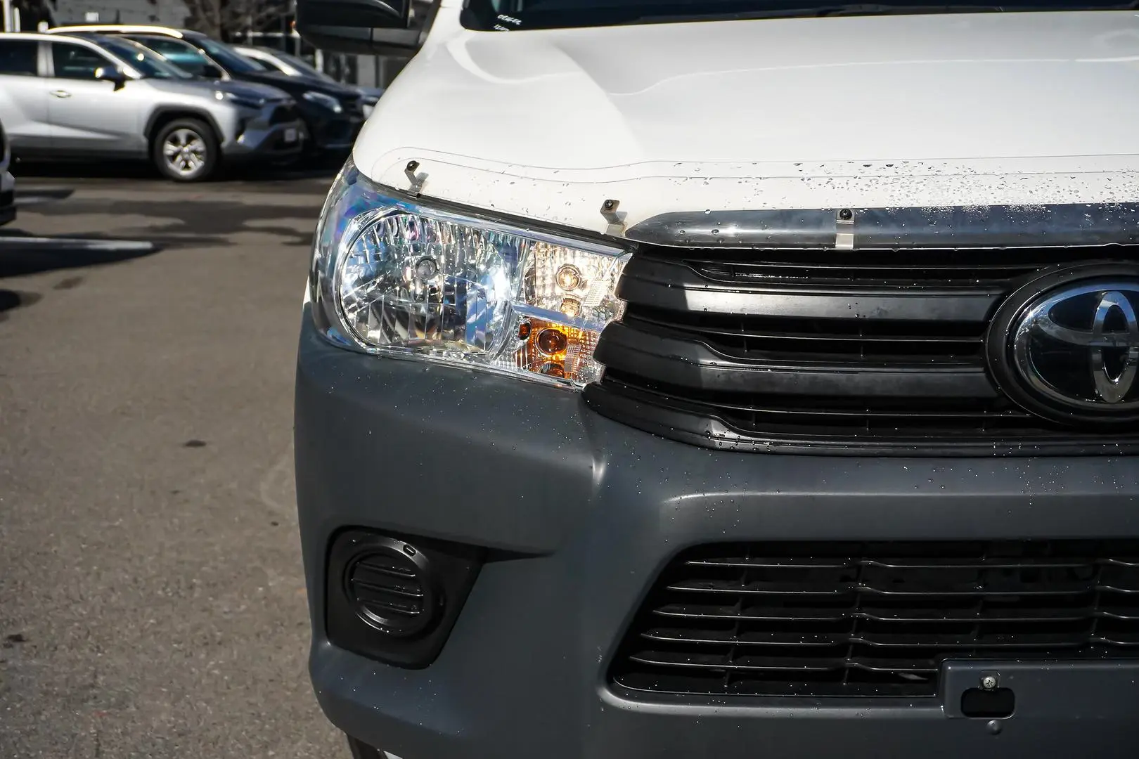 2022 Toyota Hilux Gallery Image 12