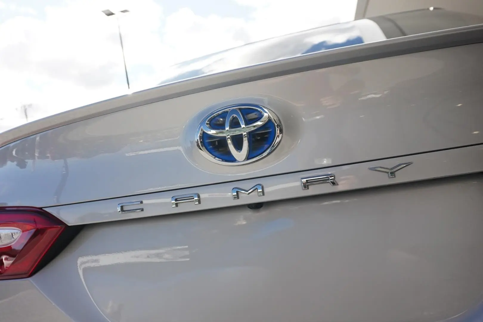 2019 Toyota Camry Gallery Image 17