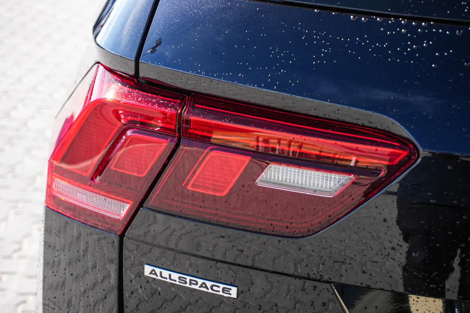 2022 Volkswagen Tiguan Gallery Image 14