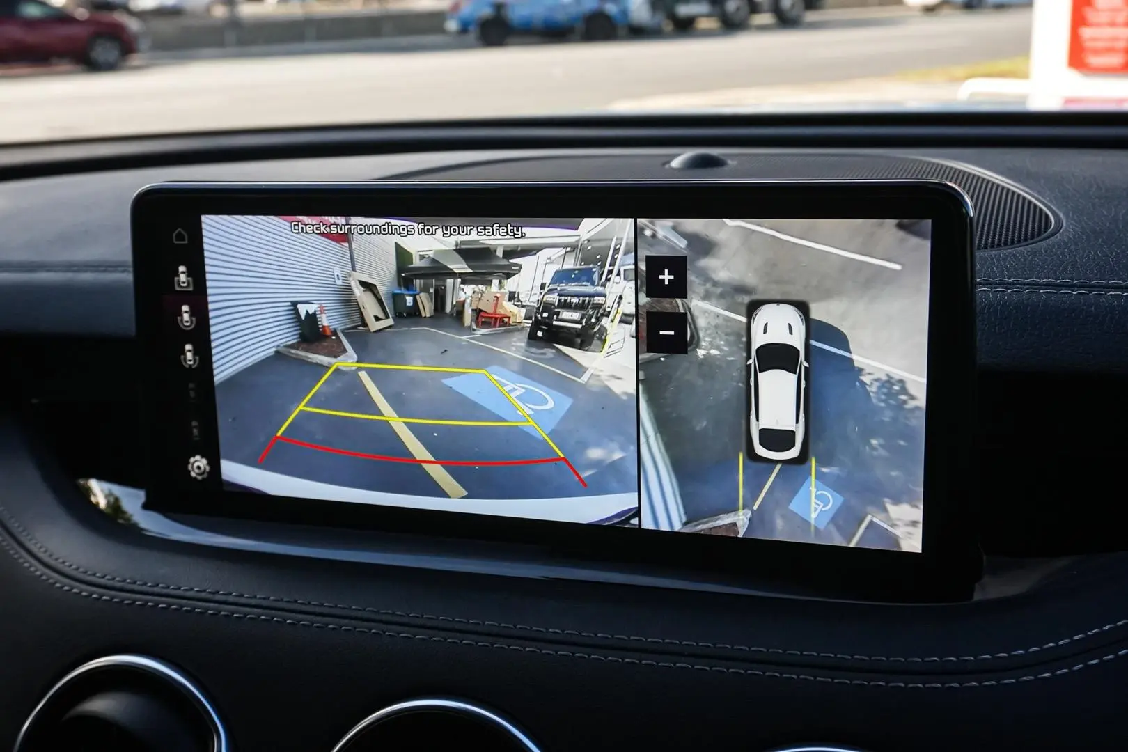 2022 Kia Stinger Gallery Image 23