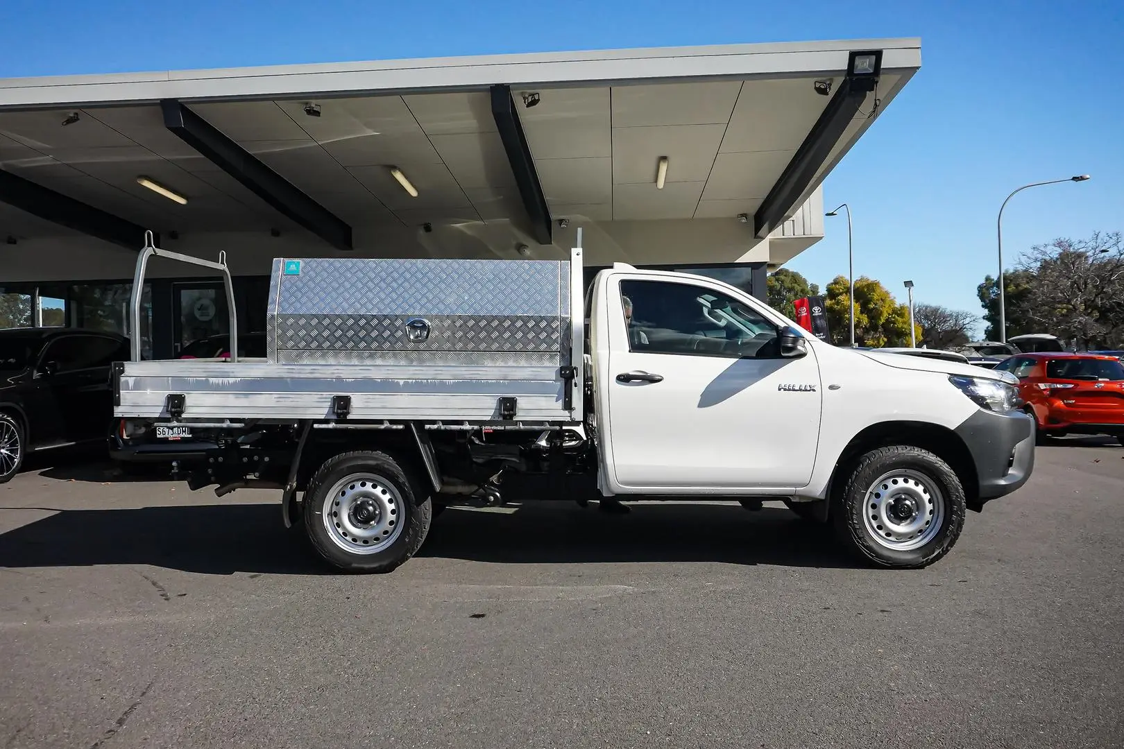 2022 Toyota Hilux Gallery Image 4