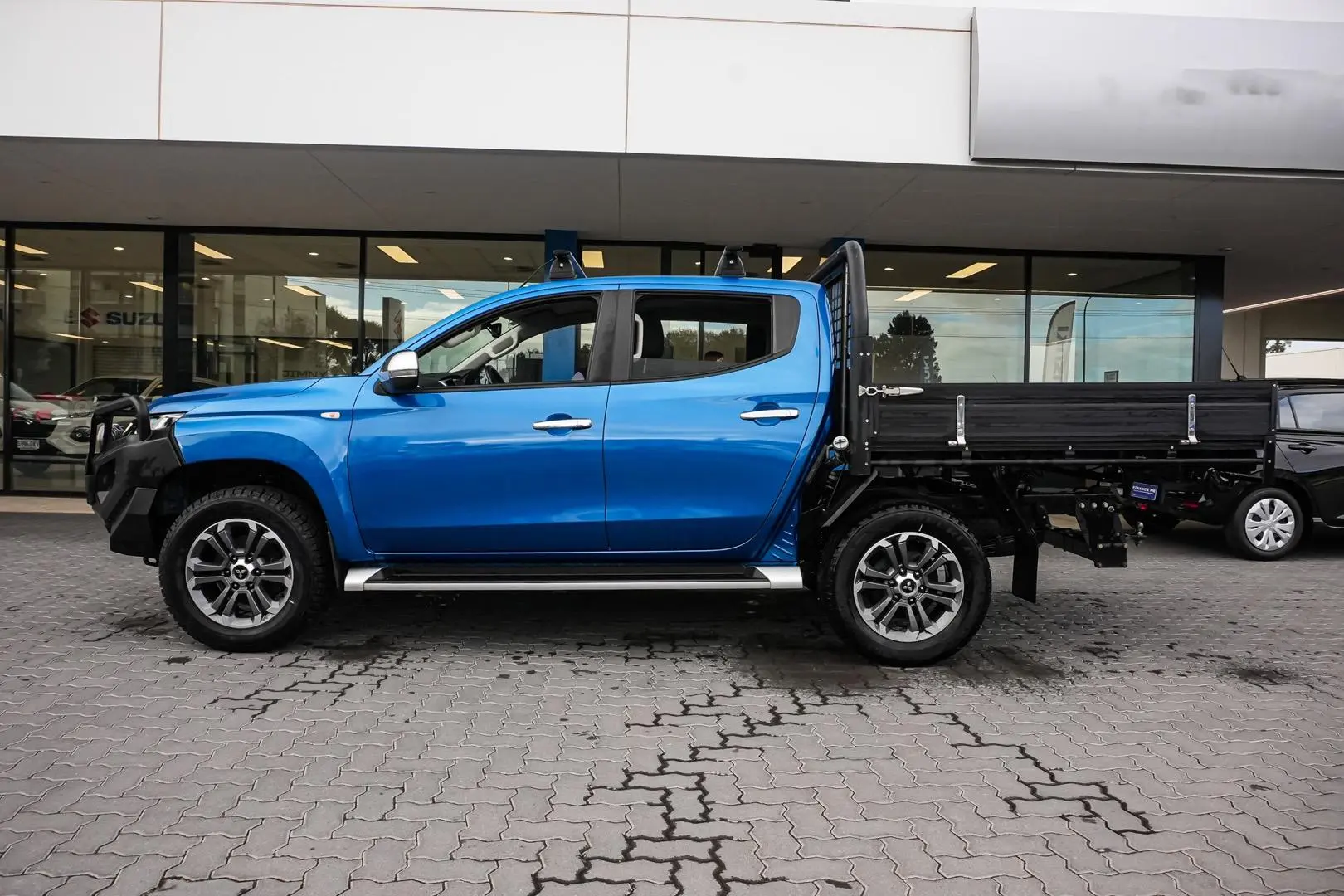 2021 Mitsubishi Triton Gallery Image 4