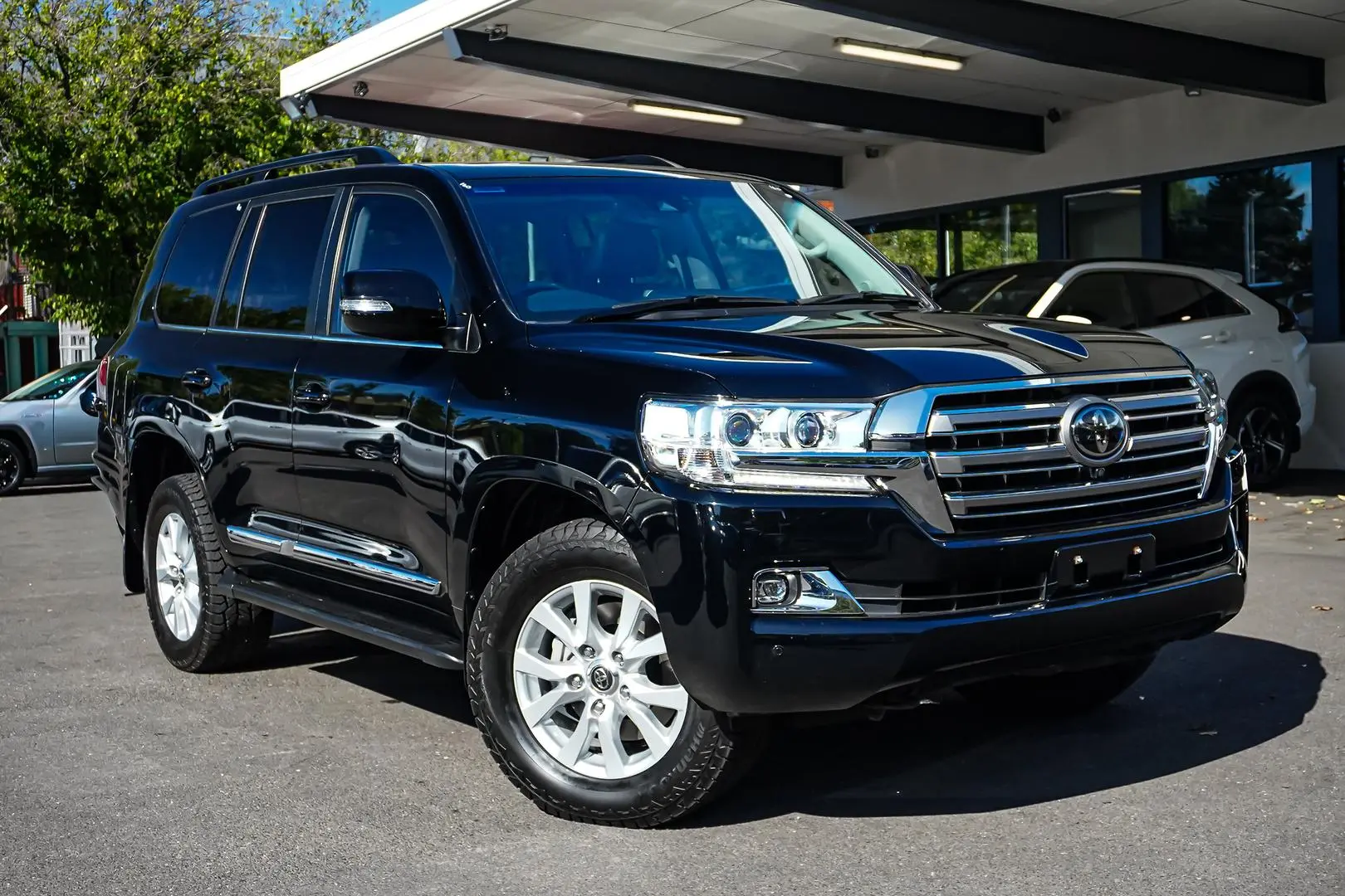 2021 Toyota Landcruiser Gallery Image 2