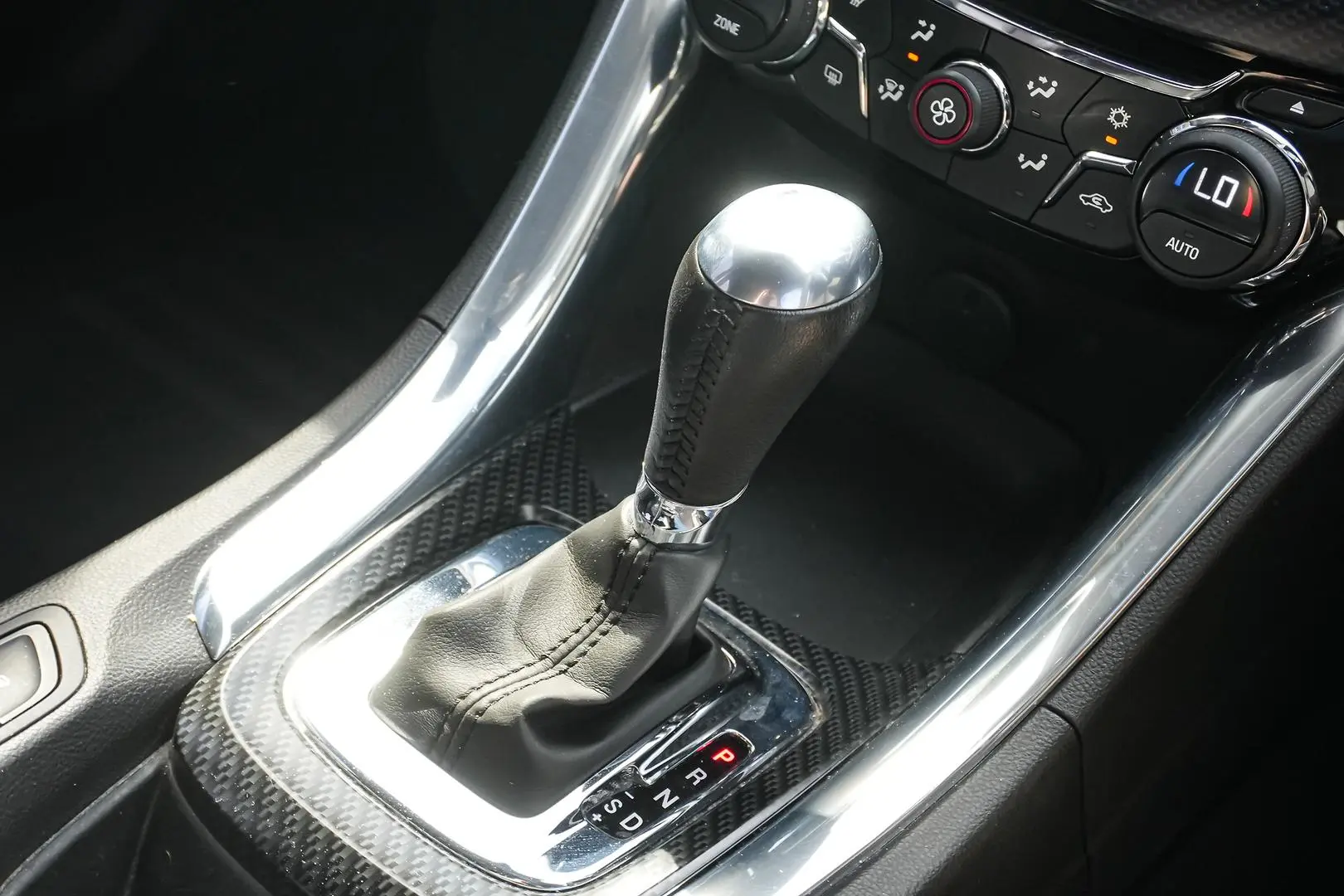 2015 Holden Commodore Gallery Image 18